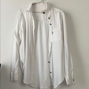 Universal Thread Women’s Button Up